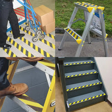 Laden Sie das Bild in den Galerie-Viewer, Lebensretter Antirutsch-Klebeband 10 Meter, 5 cm Breite. Rutschfest für Treppenstufen. Schwarz-Gelb