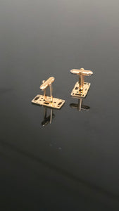 Goldene Manschettenknöpfe – Baustellen-Fußplatten Edition