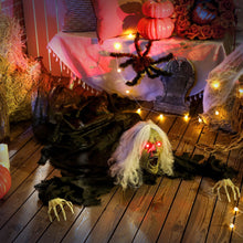 Laden Sie das Bild in den Galerie-Viewer, Animierte Halloween-Dekoration – Kriechende Zombie-Oma mit LED-Augen &amp; Sound, 183 cm