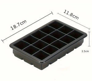 Coole Drinks, edle Form: 15er-Silikon-Eiswürfelform für normalgroße 3,5 cm Eiswürfel