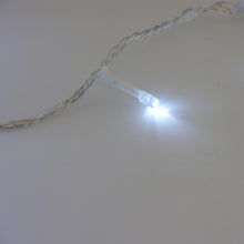 Laden Sie das Bild in den Galerie-Viewer, LED-Lichterkette für Innen- und Außenbereich – 20 Meter lang, kaltweiß