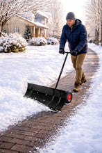 Laden Sie das Bild in den Galerie-Viewer, Effizienter Schneeschieber mit Rollen: Räumen Sie Schnee 3-4 mal schneller – Mit Luftbereifung