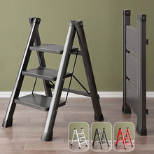 Laden Sie das Bild in den Galerie-Viewer, Dreistufige Klapptrittleiter, stabil, bis 250 kg belastbar. 3 Farben lieferbar.