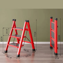 Laden Sie das Bild in den Galerie-Viewer, Dreistufige Klapptrittleiter, stabil, bis 250 kg belastbar. 3 Farben lieferbar.