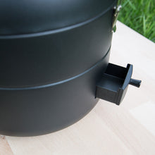 Laden Sie das Bild in den Galerie-Viewer, Gasgrill portabler BBQ Grill. Campinggrill. 2,5 kw Leistung. Für Grillabende.