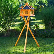 Laden Sie das Bild in den Galerie-Viewer, Vogelhaus 36 cm x 57 cm. Höhe: 1,42 Meter. Sechseckig aus Holz mit 3 Gauben. Bitumen-Dach. Wetterfest.