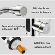 Laden Sie das Bild in den Galerie-Viewer, Wasserhahn Flxibel Armatur mit Durchlauferhitzer mit LED-Anzeige. Komplette 3000W Armatur mit Stromanschluss.