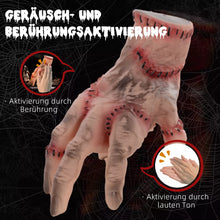 Laden Sie das Bild in den Galerie-Viewer, Halloween Grusel Hand vernarbt. Realistisch 21 cm mit Soundfunktioin