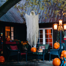Laden Sie das Bild in den Galerie-Viewer, Halloween Hängender Horror Geist 153 cm mit LED Augen, glühend.