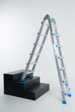 Laden Sie das Bild in den Galerie-Viewer, Mehrzweck Teleskop-Klappleitern 414 cm - 587 cm