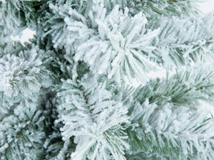 Tannenbaum künstlich, beflockt mit Schnee-Imitation  ab 1,50 bis 2,10 Meter Höhe