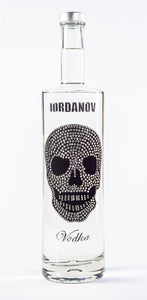 0,7 Liter Iordanov Vodka Diamond Skull Edition aus ca. 1000 Kristallen (57,00€ / L.)