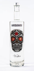 0,7 Liter Iordanov Vodka Diamond Skull Edition aus ca. 1000 Kristallen (57,00€ / L.)