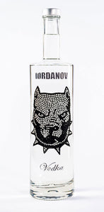 1 Liter Iordanov Vodka Diamond Skull Edition aus ca. 1000 Kristallen