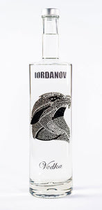 0,7 Liter Iordanov Vodka Diamond Skull Edition aus ca. 1000 Kristallen (57,00€ / L.)