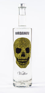 0,7 Liter Iordanov Vodka Diamond Skull Edition aus ca. 1000 Kristallen (57,00€ / L.)