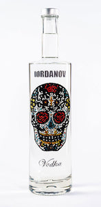 0,7 Liter Iordanov Vodka Diamond Skull Edition aus ca. 1000 Kristallen (57,00€ / L.)