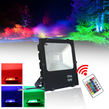 Laden Sie das Bild in den Galerie-Viewer, LED-Strahler mit RGB-Farbwechsler und Fernbedienung 30 - 100 Watt