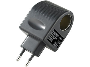 Mini-Spannungswandler von 230 Volt auf 12 Volt. Für Zigarettenanzünder-Stecker. Kleine Geräte auch zu Hause oder im Hotel nutzen.