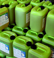 Laden Sie das Bild in den Galerie-Viewer, 50% Rabatt: 10 Liter Konzentrat - VIRAL CLEANER 300® - Flächenreiniger, z.B. gegen COVID-19